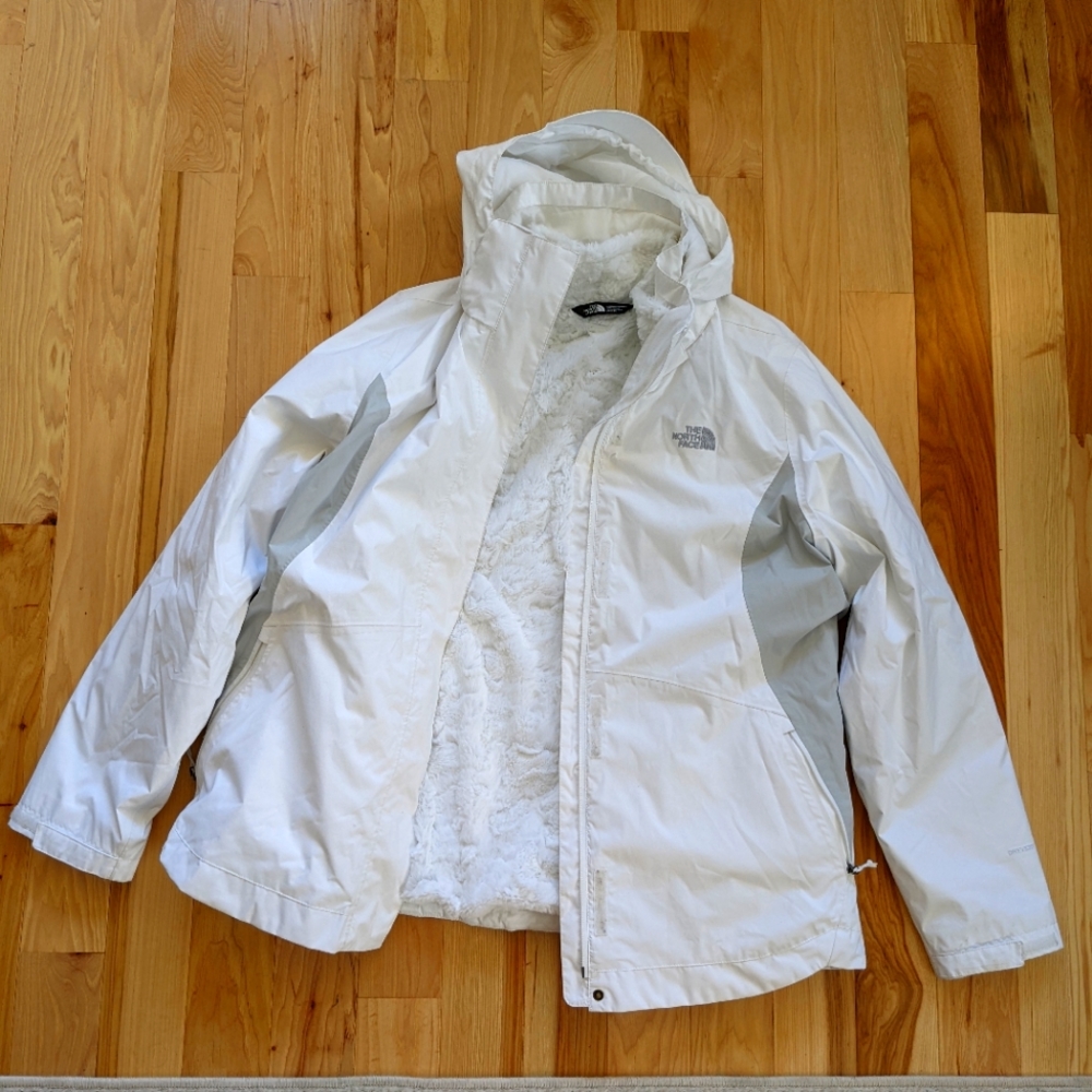 The North Face Women's XL 3-in-1 Winter Ski Jacket (White faux fur lined)